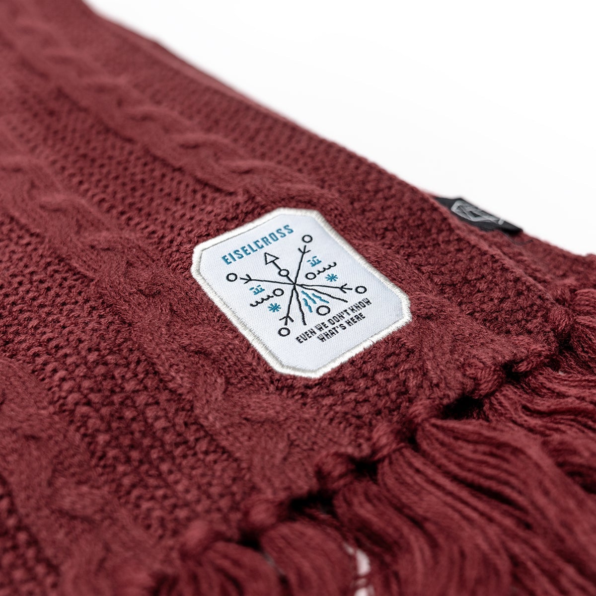 Critical Role: Eiselcross Cable Knit Scarf