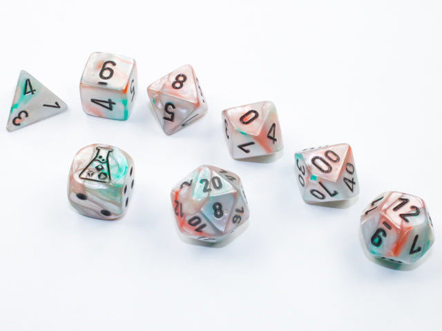 Chessex: 7-Die Set: Lab Dice 6: Lustrous Luminary: Sea Shell/ Black