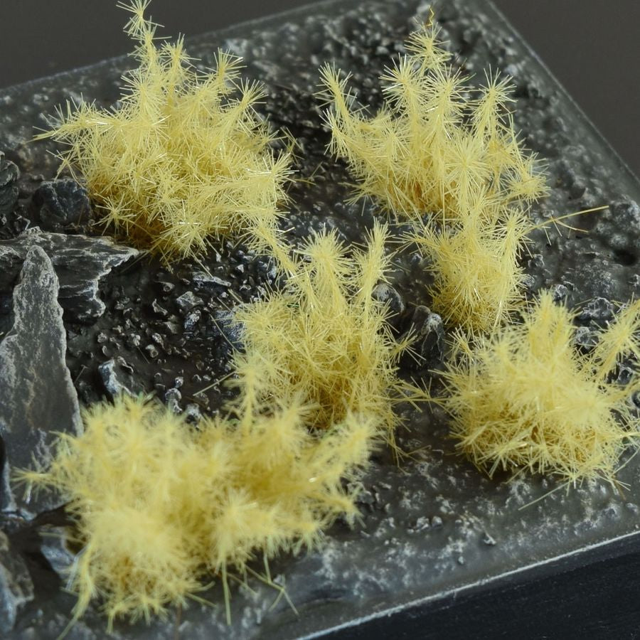 Gamer's Grass: Tufts: 12mm: Spikey Beige